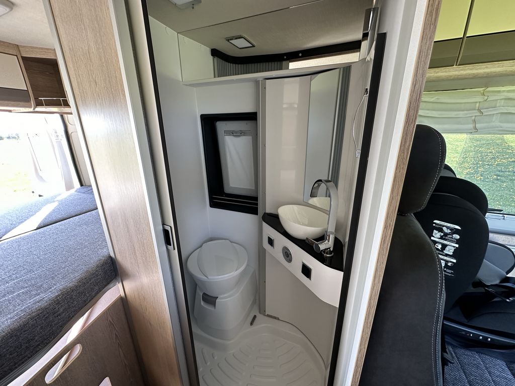 Pössl SUMMIT 600 Plus H-Line